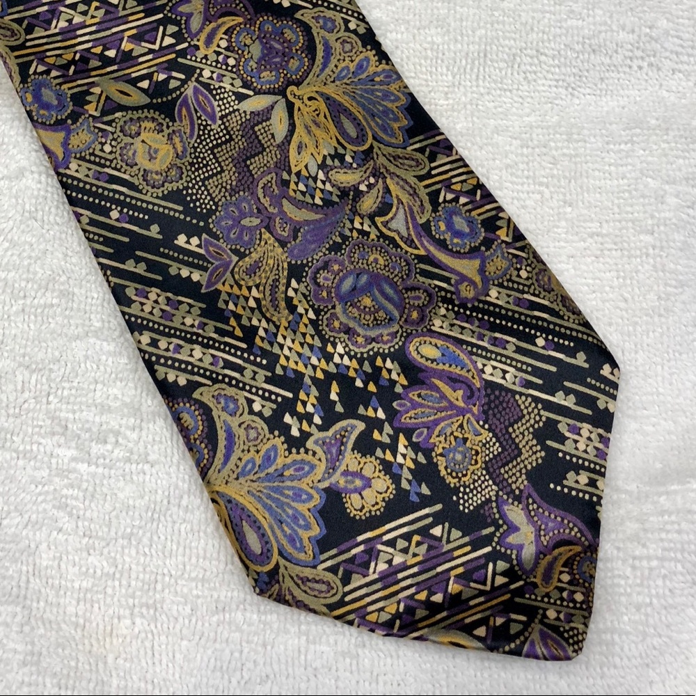 Geoffrey Beene Black Tie with Purple and Gold Paisley EUC